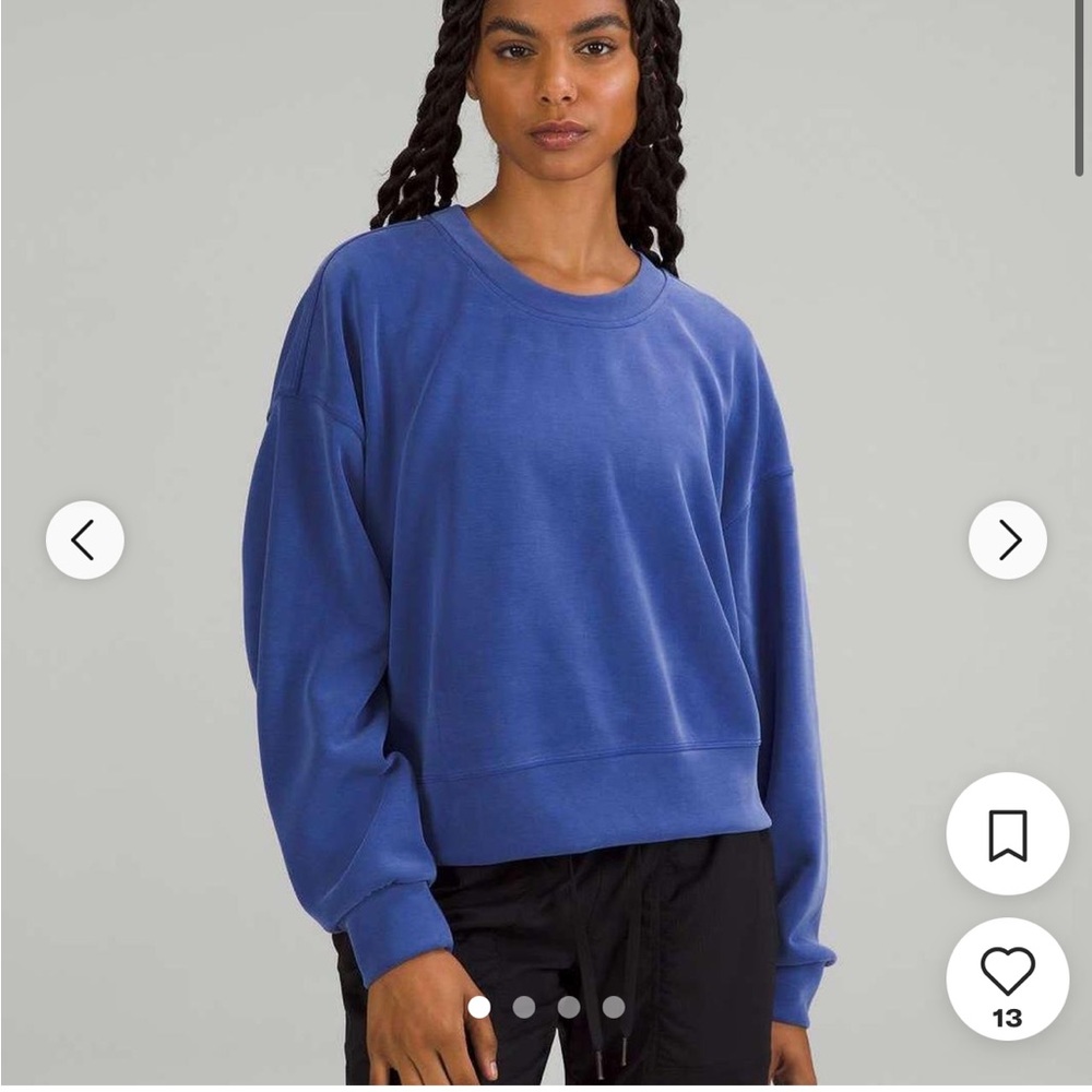 Rare Lululemon women’s soft streme pullover